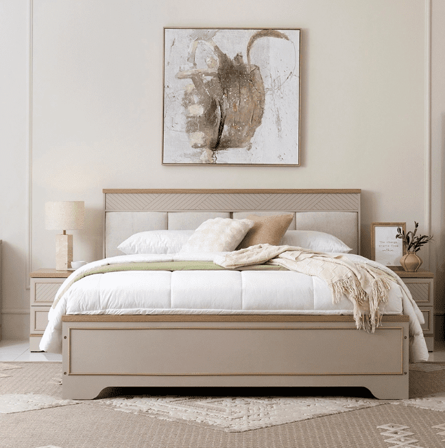 Kind Size Bed